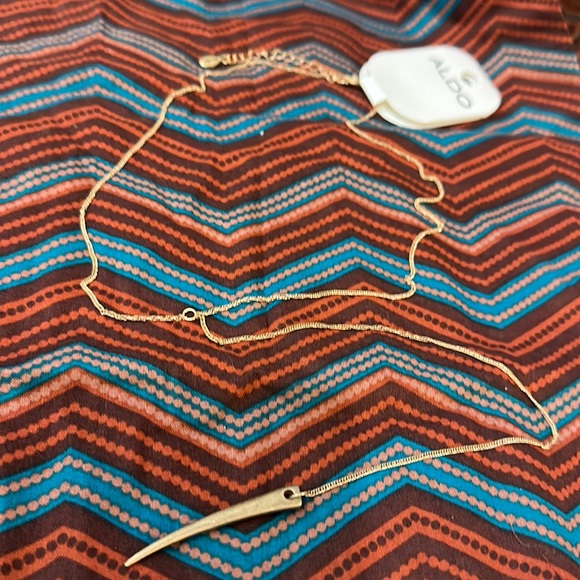 Aldo Matte Gold Y Drop Horn Pendant Adjustable Length Chain Necklace. Brand New. - Picture 2 of 7